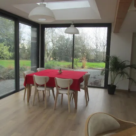 La Petite Charnasserie Bed & Breakfast Angers