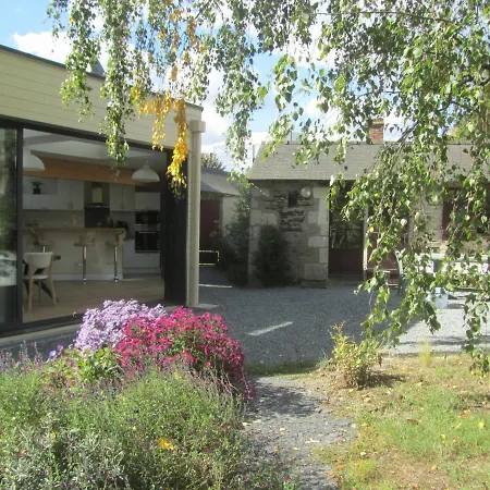 La Petite Charnasserie 3*