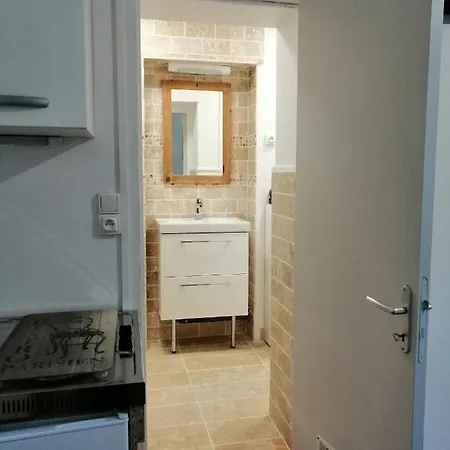 La Petite Charnasserie Bed & Breakfast Angers