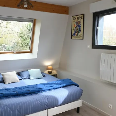 Couette-café La Petite Charnasserie 3*