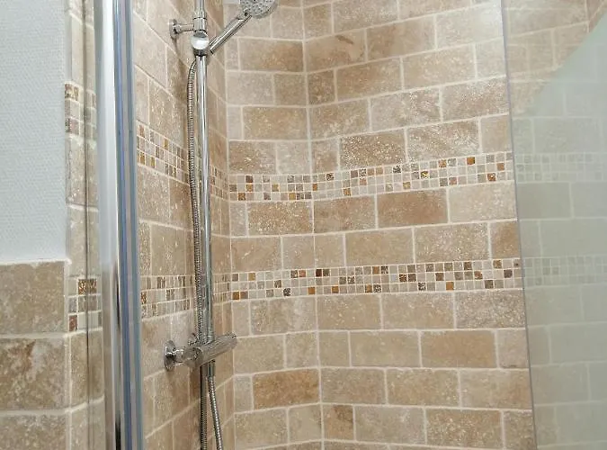 La Petite Charnasserie Alojamento de Acomodação e Pequeno-almoço 3*